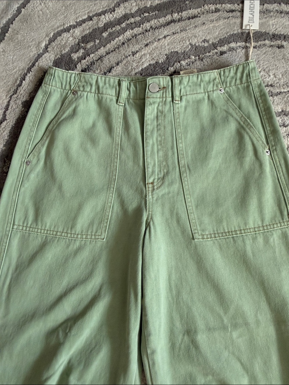 Blank NYC Barrel Leg High Rise Jeans in Pistachio Tone - Picture 6 of 13